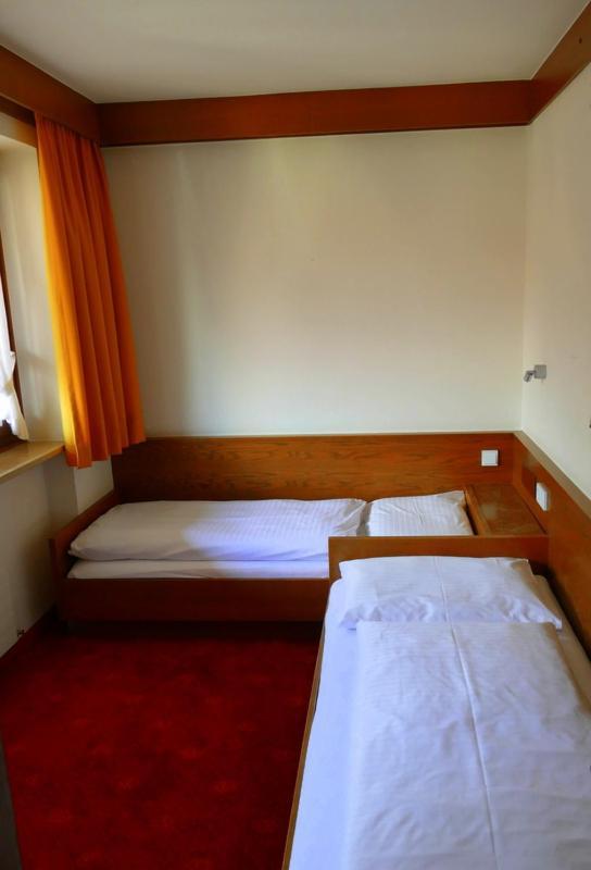 Hotel Gasthof Mitteregger - Beste Lage In Kaprun Exterior photo