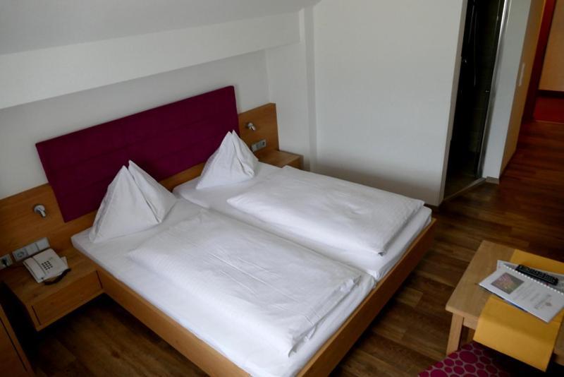 Hotel Gasthof Mitteregger - Beste Lage In Kaprun Exterior photo