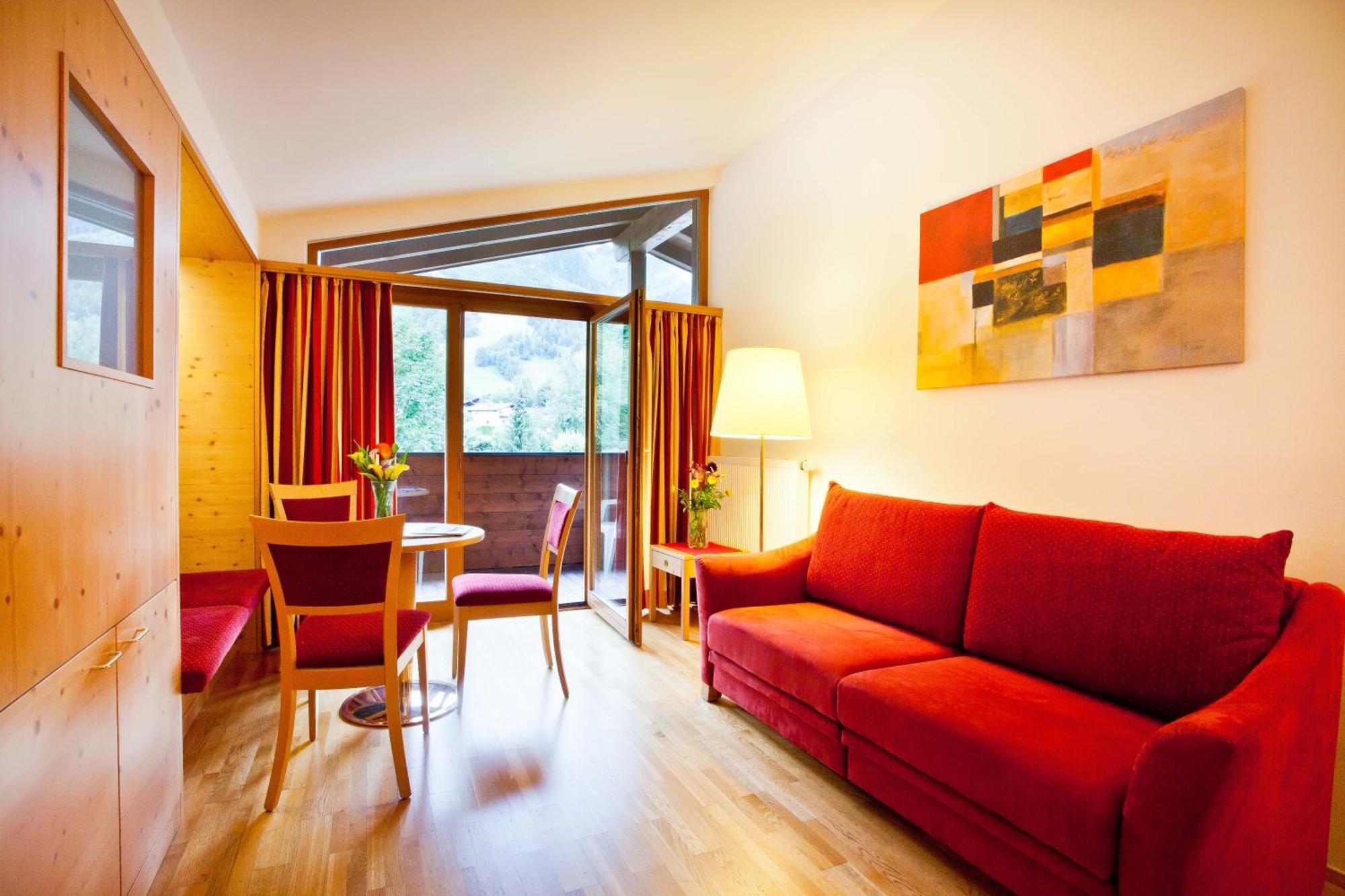 Hotel Gasthof Mitteregger - Beste Lage In Kaprun Exterior photo