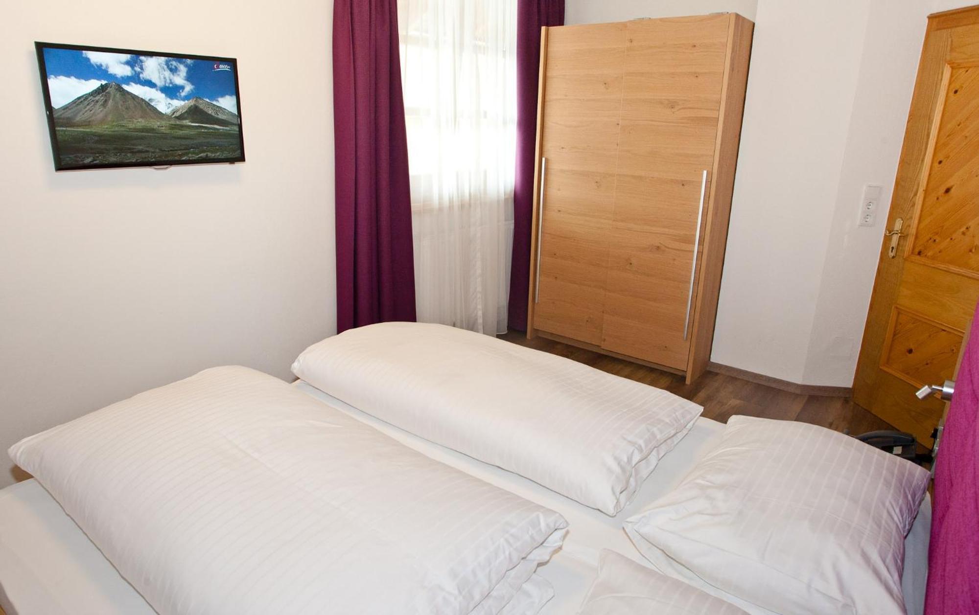 Hotel Gasthof Mitteregger - Beste Lage In Kaprun Exterior photo