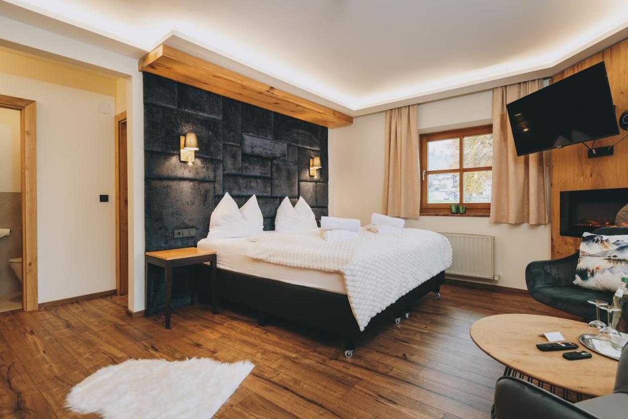 Hotel Gasthof Mitteregger - Beste Lage In Kaprun Exterior photo