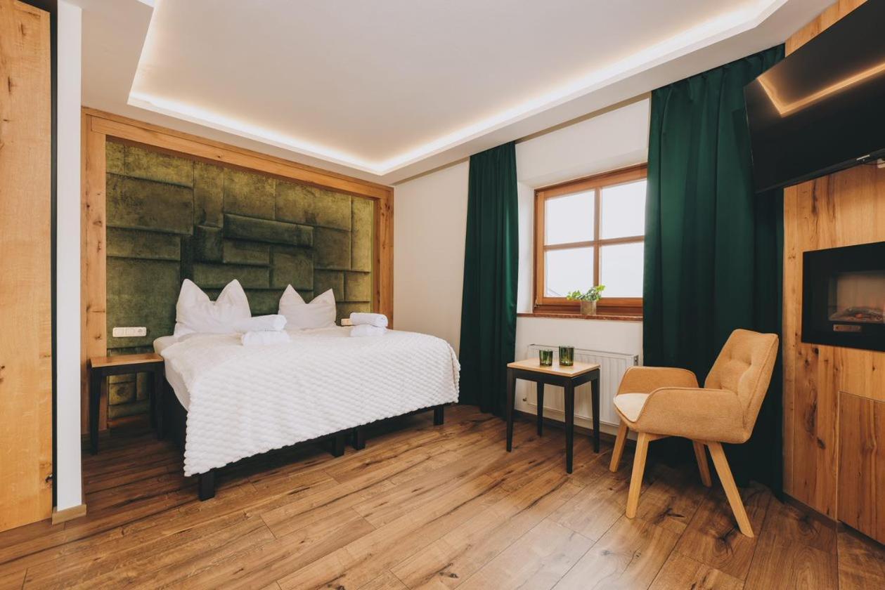 Hotel Gasthof Mitteregger - Beste Lage In Kaprun Exterior photo
