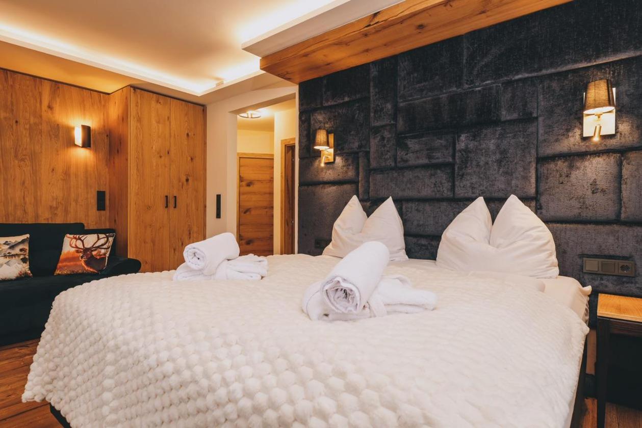 Hotel Gasthof Mitteregger - Beste Lage In Kaprun Exterior photo